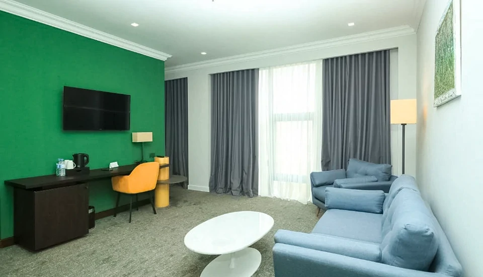 هتل پاین آستوریا تفلیس